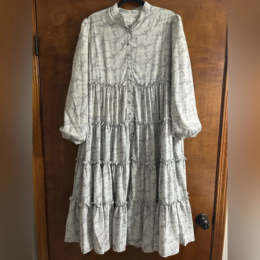 Elegant Floral Maxi Dress - Picture 8 of 8